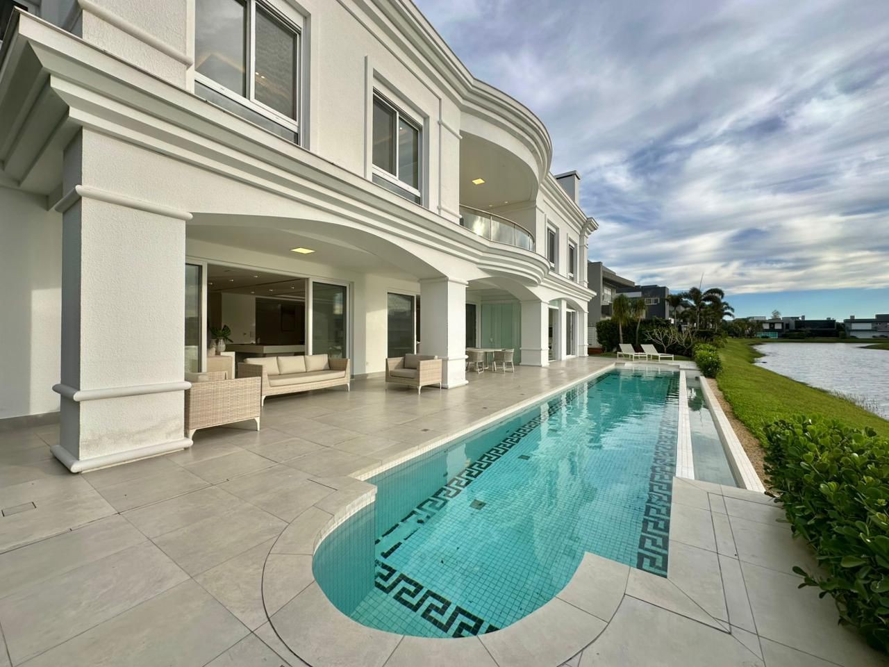 Casa em Condomínio 4 dormitórios para venda, Enseada em Xangri-lá | Ref.: 10945