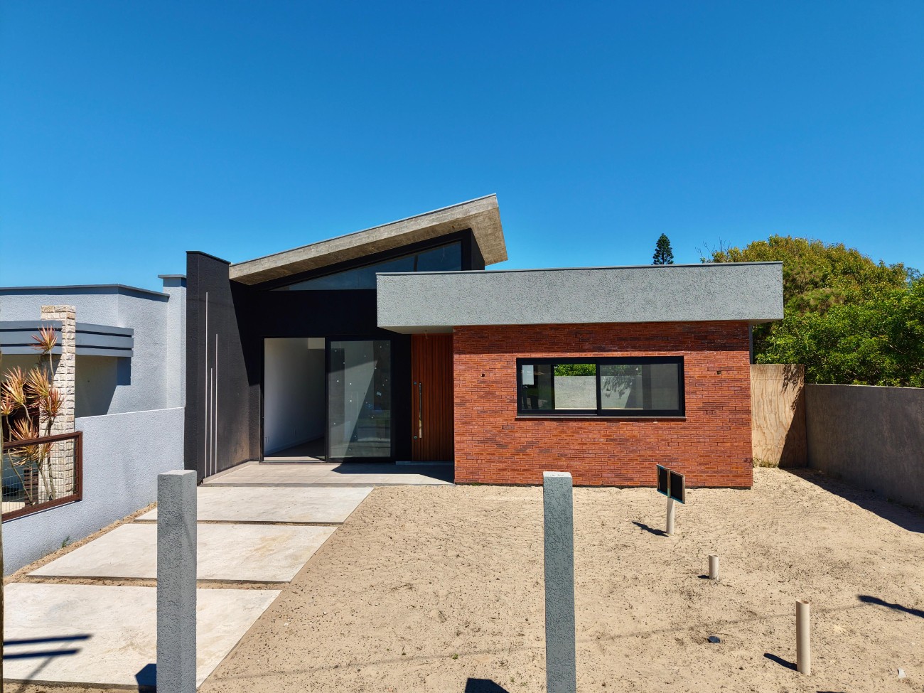Casa 3 dormitórios para venda, Guarani em Capão da Canoa | Ref.: 15233