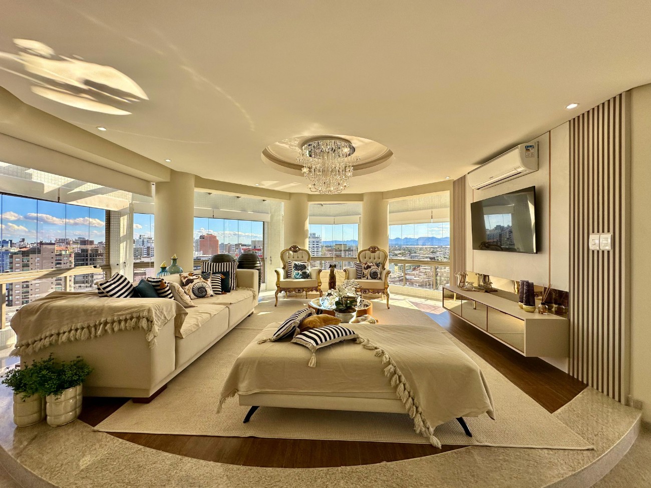 Apartamento 4 dormitórios para venda, Centro em Capão da Canoa | Ref.: 8089